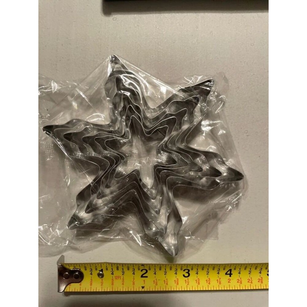 5pc Snowflake stainless steel cookie cutters